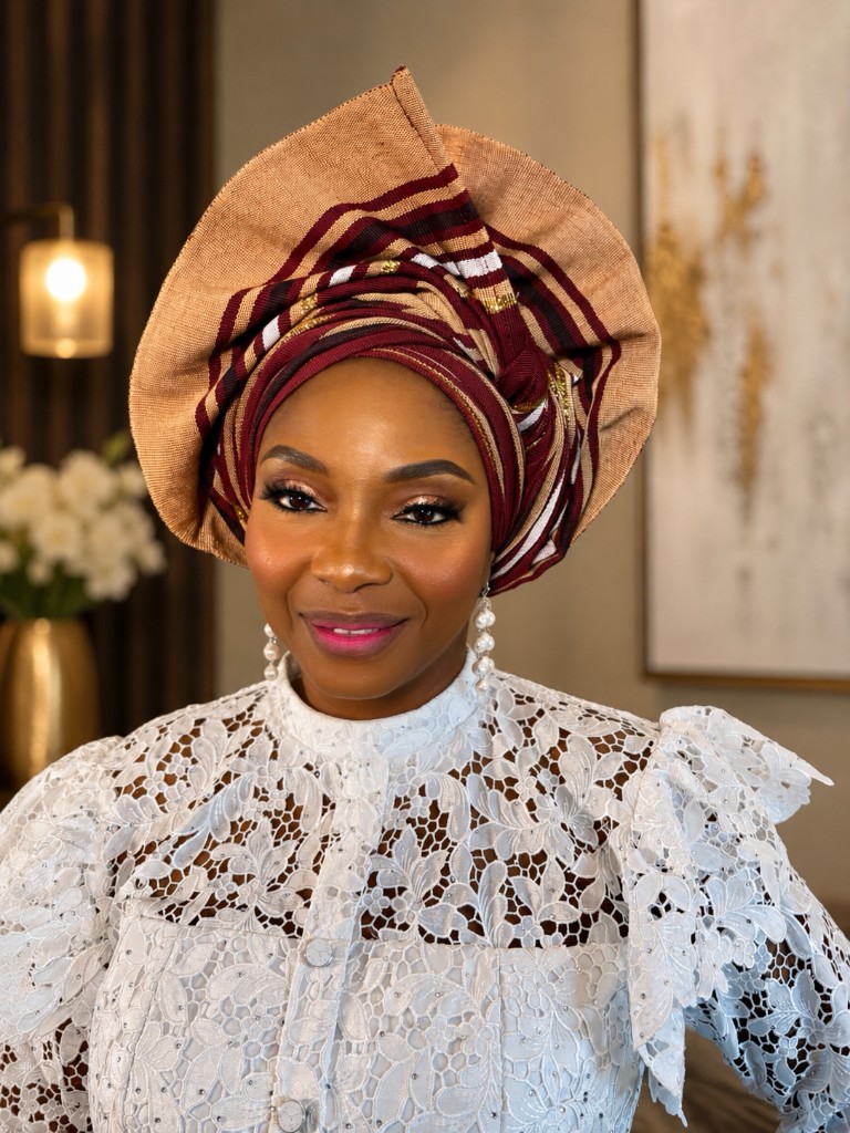 Burgundy gele with white lace glam